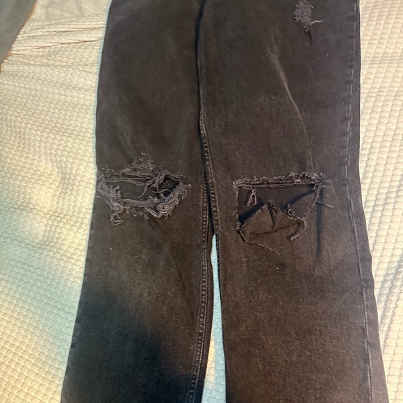Black ripped jeans - Picture 2 of 2